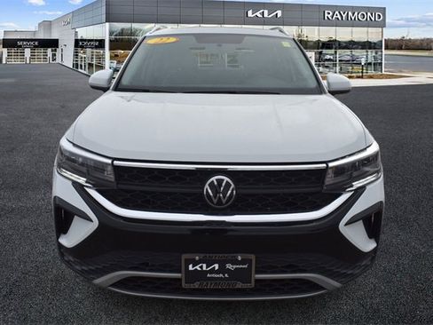 Used 2022 Volkswagen Taos SE image 8