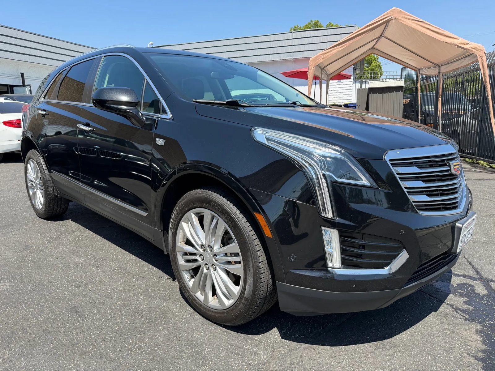 Used 2017 Cadillac XT5 Premium Luxury w/ Driver Assist Package FWD image 15