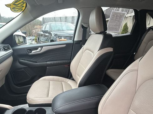 Used 2022 Ford Escape SEL AWD/4WD image 29