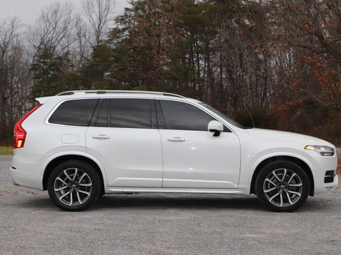 Used 2019 Volvo XC90 T6 Momentum w/ Protection Package Premier image 2