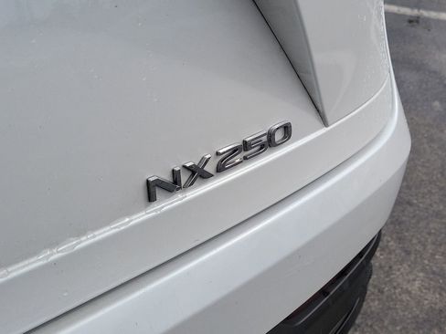 Used 2023 Lexus NX 250 FWD w/ Towing Package (2000 Lbs) image 7