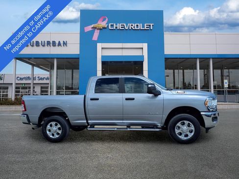 Used 2024 RAM 2500 Big Horn w/ Bed Utility Group AWD/4WD image 4