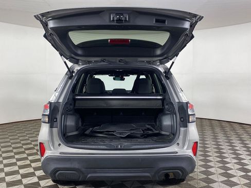 Used 2025 Subaru Forester Premium AWD/4WD image 7