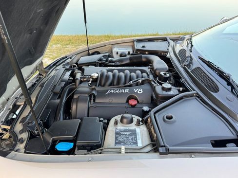 Used 1997 Jaguar XK8 Convertible RWD image 30