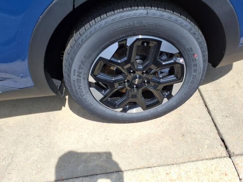 Used 2025 Kia Sorento S w/ Panoramic Sunroof Package image 6