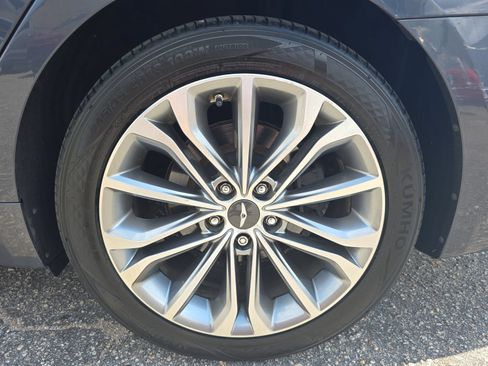Used 2017 Genesis G80 3.8 w/ Option Group 03 RWD image 34