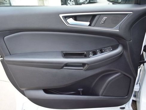 Used 2020 Ford Edge SEL w/ Convenience Package AWD/4WD image 19