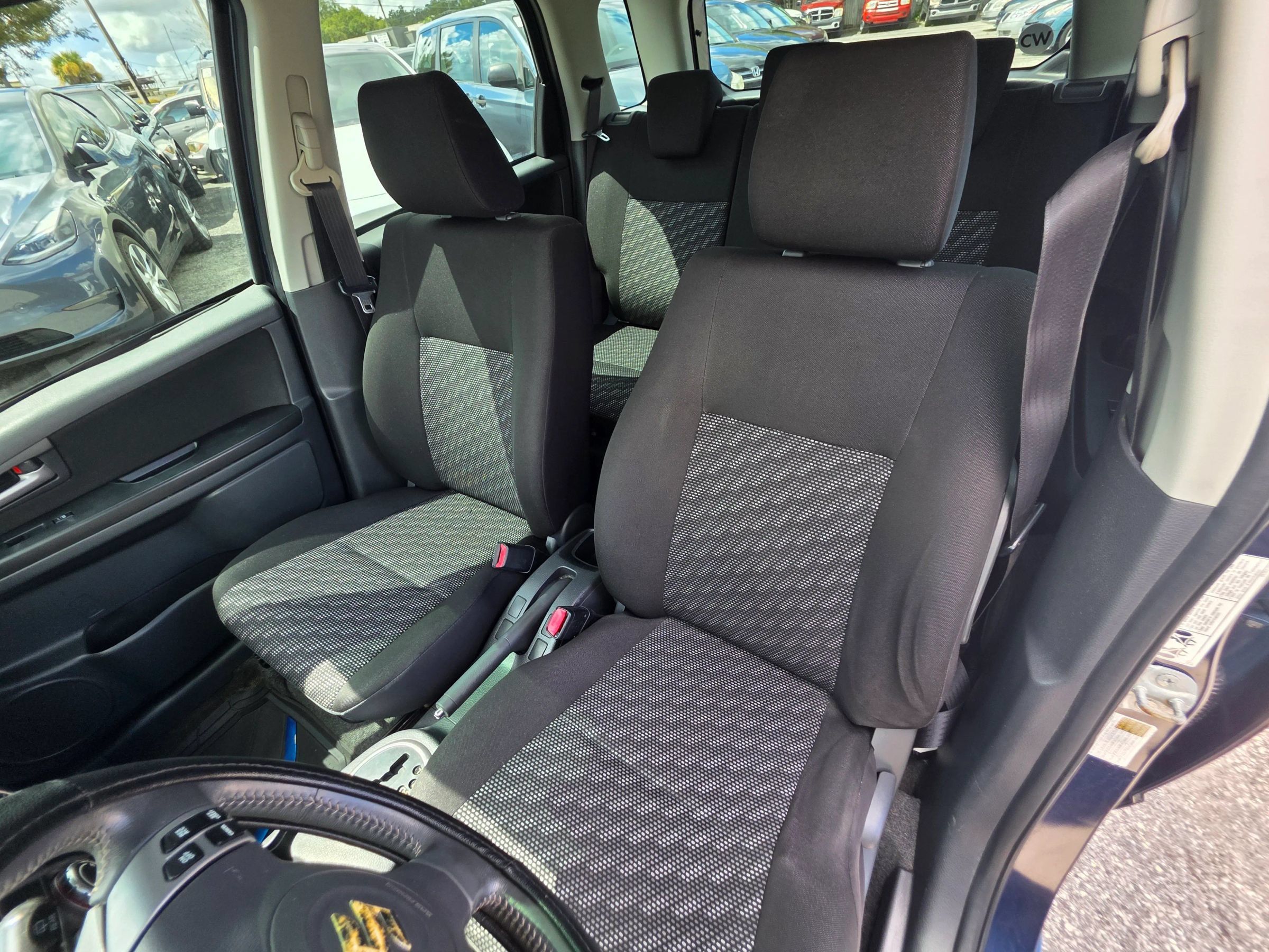 Used 2008 Suzuki SX4 Hatchback FWD image 11