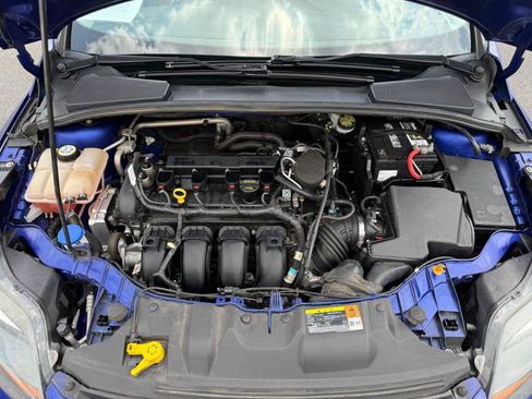 Used 2013 Ford Focus Titanium w/ Titanium Handling Pkg FWD image 12