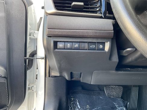Used 2025 Toyota Camry LE FWD image 16