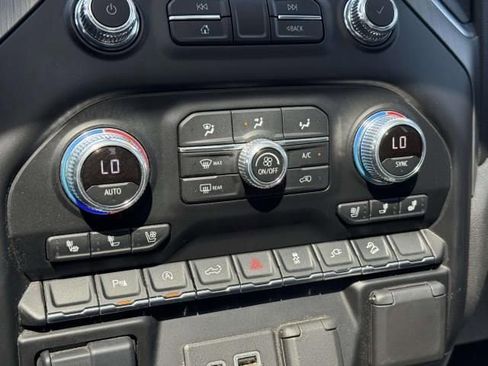 Used 2021 GMC Sierra 1500 Denali AWD/4WD image 29