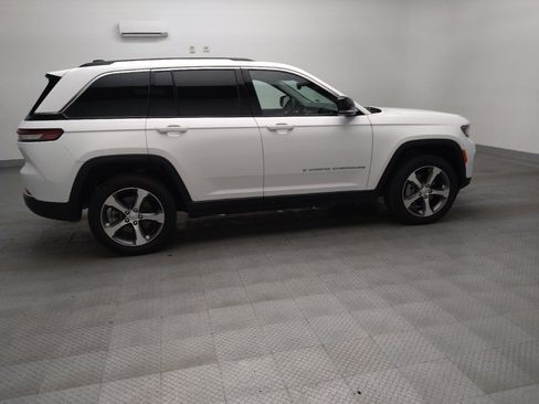 Used 2023 Jeep Grand Cherokee 4WD 4xe image 10