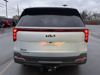 Used 2025 Kia Carnival SX w/ SX Dark Edition Package video 4