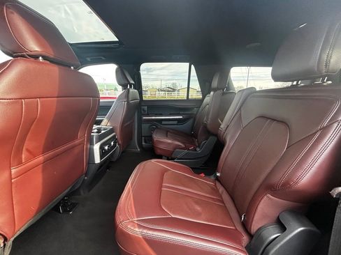 Used 2024 Ford Expedition Max Limited image 18