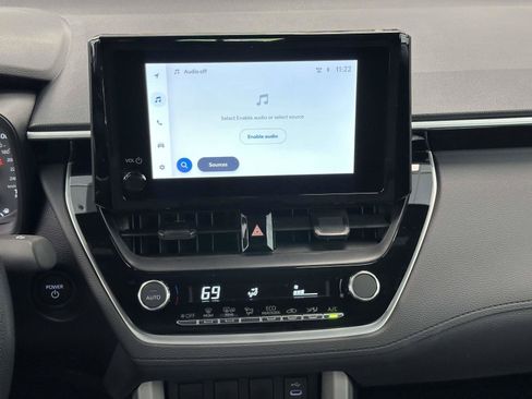 Certified 2025 Toyota Corolla Cross AWD Hybrid image 15