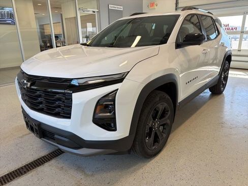 New 2026 Chevrolet Equinox LT image 10