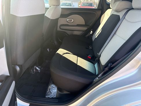 Used 2018 Kia Soul image 13