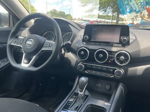 Used 2023 Nissan Sentra S FWD image 3