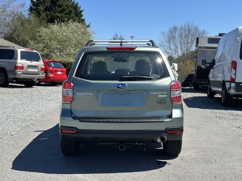 Used 2014 Subaru Forester 2.5i image 4