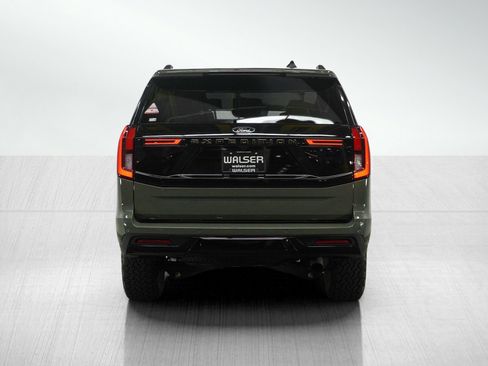 Used 2025 Ford Expedition Tremor image 5