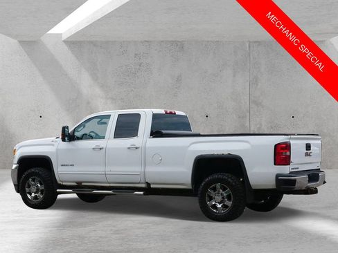 Used 2016 GMC Sierra 3500 SLE w/ SLE Preferred Package AWD/4WD image 4