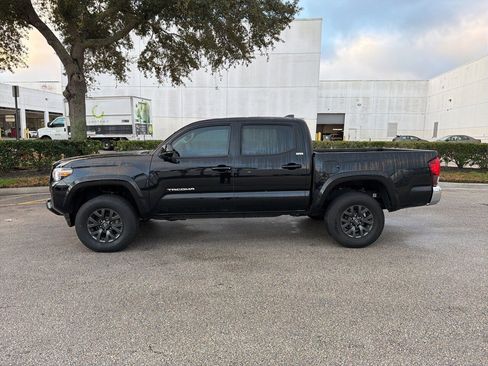 Used 2023 Toyota Tacoma SR5 image 2