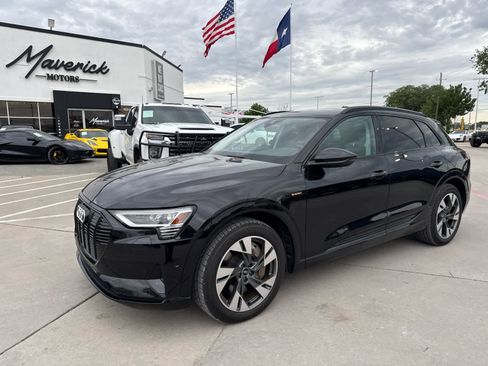 Used 2021 Audi e-tron Premium w/ Convenience Plus Package AWD/4WD image 1