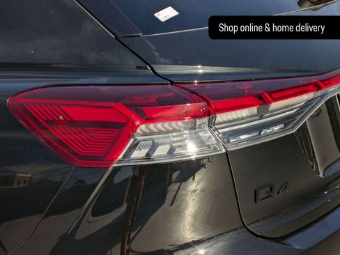 Used 2023 Audi Q4 e-tron Premium Plus w/ Premium Plus image 18