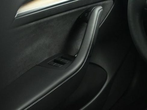 Used 2023 Tesla Model 3 Standard Range RWD image 40