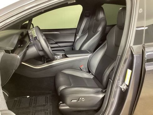 Used 2024 Tesla Model X AWD/4WD image 26