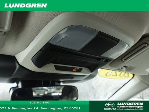 Certified 2025 Subaru Crosstrek 2.0i image 17