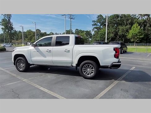 Used 2024 Chevrolet Colorado LT w/ LT Convenience Package image 28