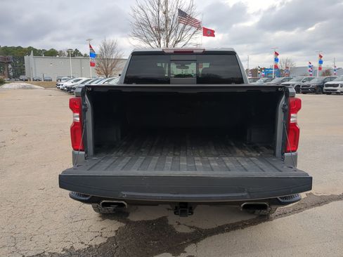Used 2021 Chevrolet Silverado 1500 LT Trail Boss w/ Convenience Package II image 23