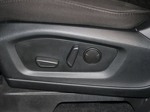 Used 2021 Ford Explorer XLT RWD image 21