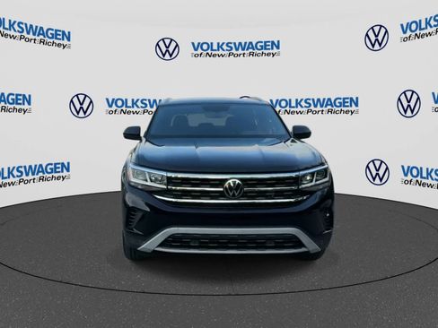 Used 2023 Volkswagen Atlas Cross Sport SE FWD image 3