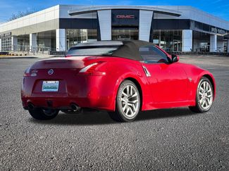 Used 2010 Nissan 370Z Touring video 3