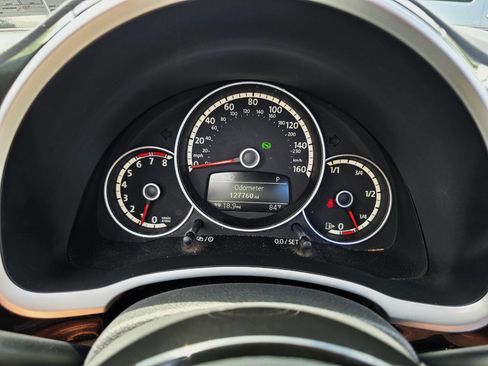 Used 2014 Volkswagen Beetle 2.5 image 22