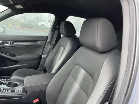 Certified 2025 Honda Civic Sport image 16