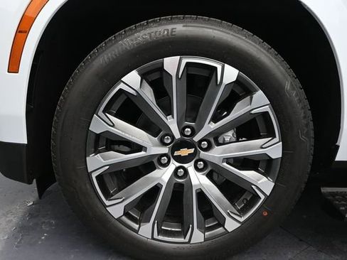 New 2026 Chevrolet Tahoe High Country AWD/4WD image 22