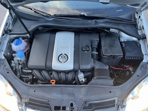 Used 2009 Volkswagen Jetta SEL FWD image 23