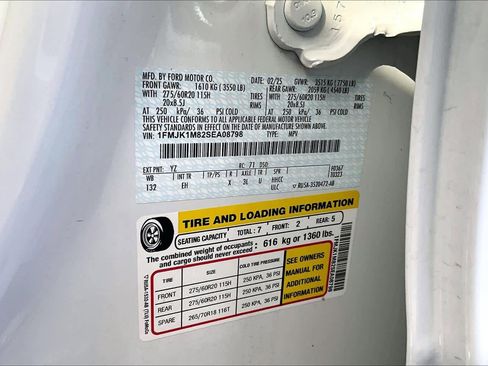 Used 2025 Ford Expedition Max Platinum image 38