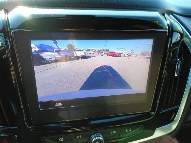 Used 2023 Chevrolet Traverse LT FWD image 13
