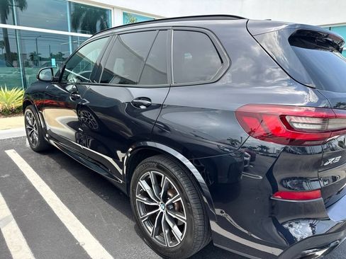 Used 2023 BMW X5 xDrive40i w/ M Sport Package AWD/4WD image 10