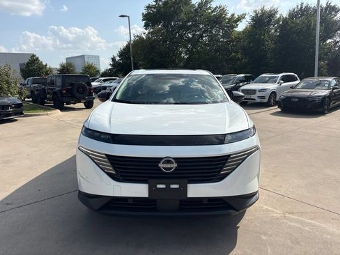 Used 2025 Nissan Murano SL w/ Cargo Package AWD/4WD image 2