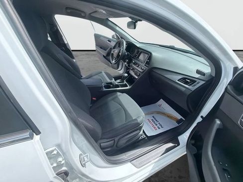 Used 2019 Hyundai Sonata SE FWD image 35