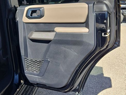 Used 2022 Ford Bronco Wildtrak image 27