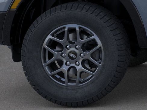 Used 2025 Ford Ranger XLT w/ FX4 Off-Road Package image 19