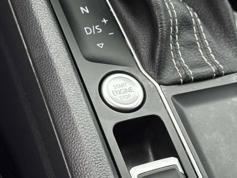 Used 2022 Volkswagen Atlas SE w/ Black Wheel Package image 18