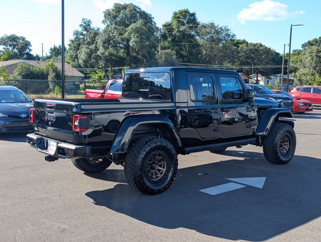 Used 2023 Jeep Gladiator Overland AWD/4WD image 7