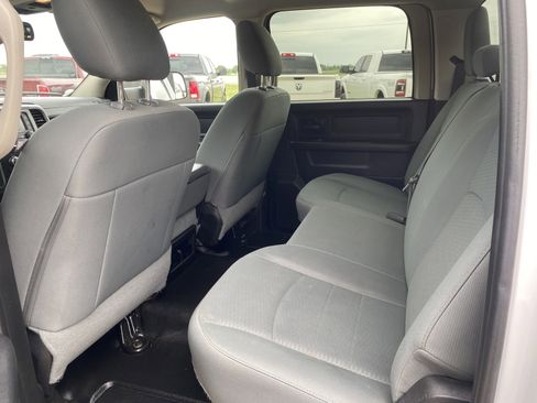 Used 2015 RAM 3500 Tradesman w/ Chrome Appearance Group image 7